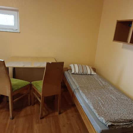 Hostel Sunrise Liwska 华沙 外观 照片