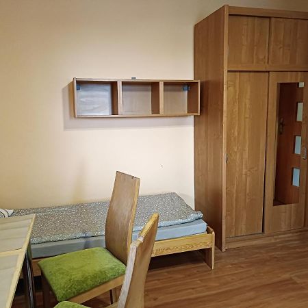 Hostel Sunrise Liwska 华沙 外观 照片